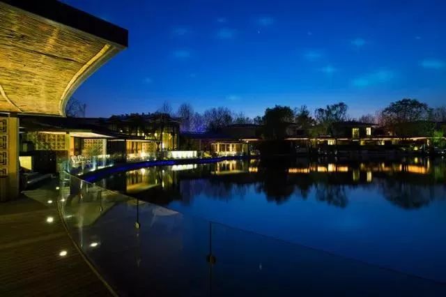 北京春晖园温泉度假酒店预订价格,春晖园温泉度假酒店门市价格多少