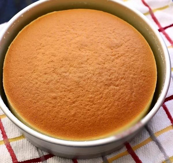 重芝士蛋糕烤完会裂开,轻乳酪芝士蛋糕开裂