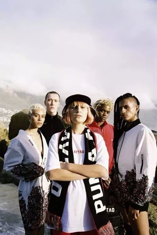 当成人杂志不再露骨,PLAYBOY都靠啥撸|每周剁手