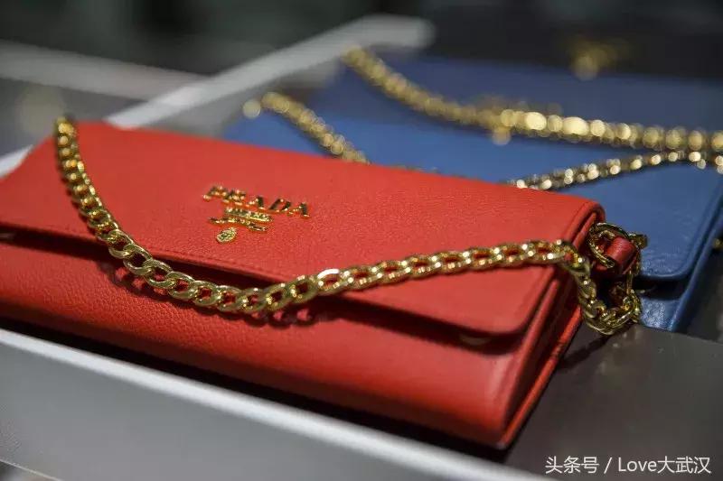 武汉百联prada,武汉prada专卖店