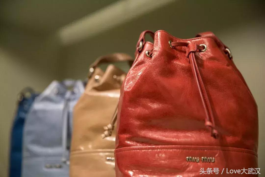 武汉百联prada,武汉prada专卖店