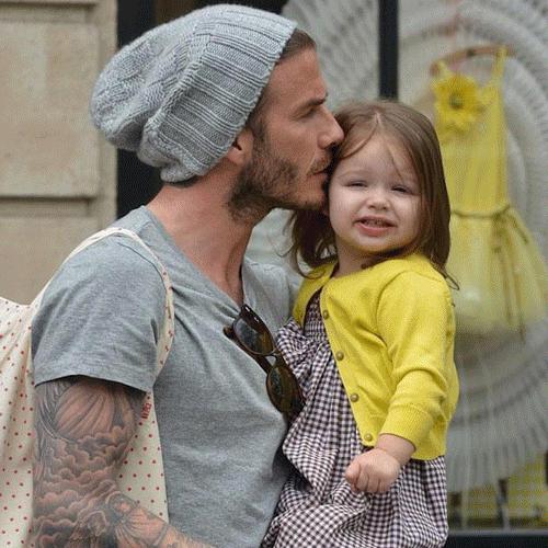 出生就穿爱马仕，上杂志封面的星二代萌娃，真是赢在了起跑线上！