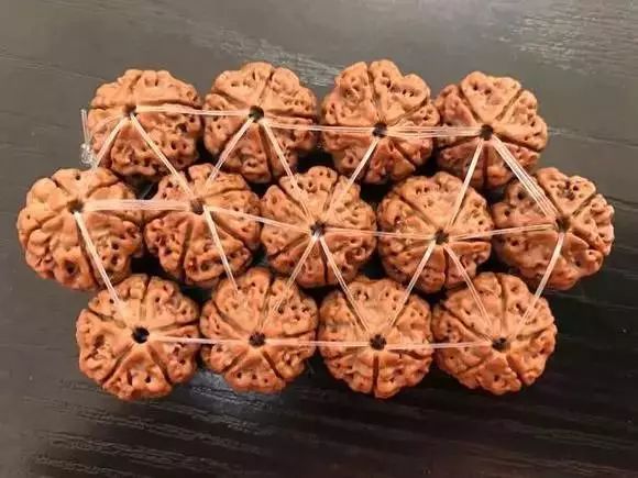 金刚缝隙里白筋怎么清理,金刚纹路太深刷不到怎么办