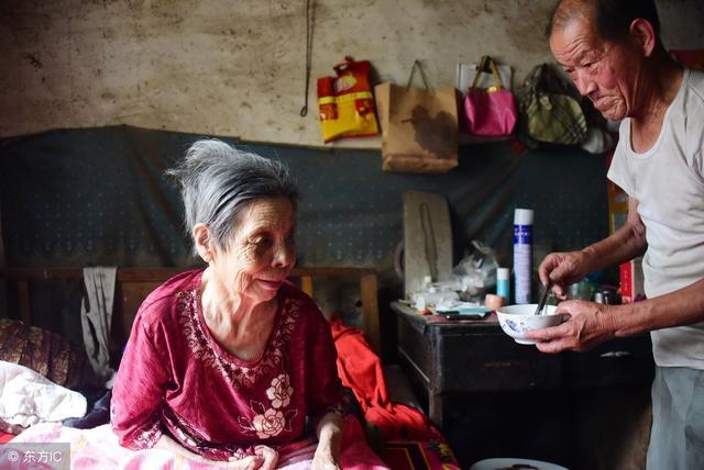 脑梗塞抽搐是什么引起的,脑梗塞全身抽搐怎么办