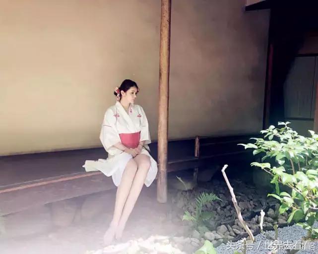 女主播张琪格：一条小道直直的插进去，里面别有洞天