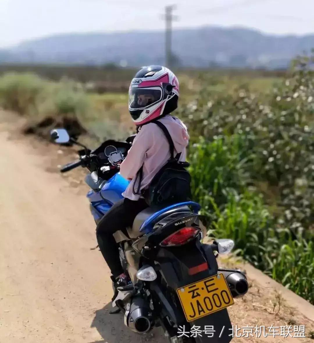 摩友旅途美景,摩友们感受骑行的独特魅力