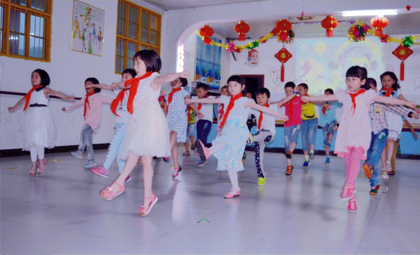 高州市黄冈实验学校2021年,高州黄冈实验学校学费