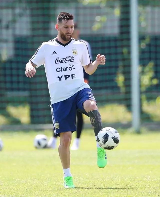 如果胡子可以单独出道，你pick哪个？