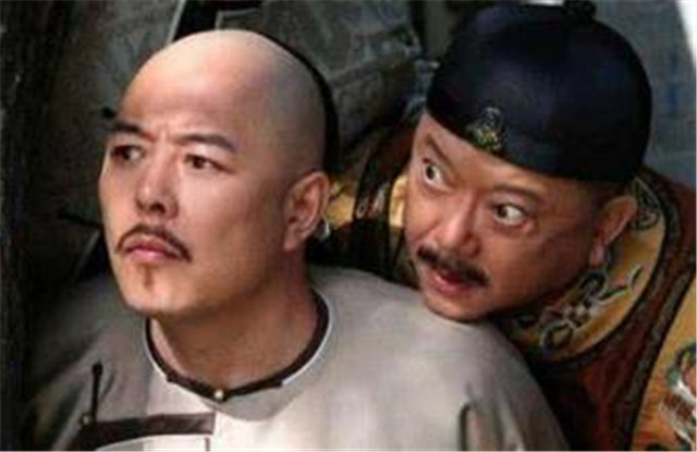 高产诗人乾隆，一人PK全唐诗，钱钟书口诛笔伐：简直是令人作呕！