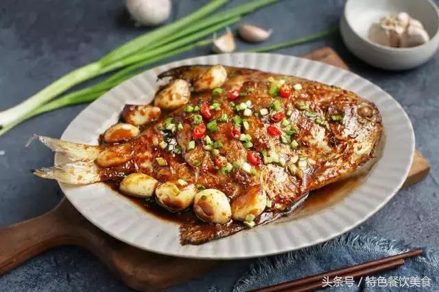 简单易学清蒸鲳鱼的家常做法,蒜香清蒸金昌鲳鱼