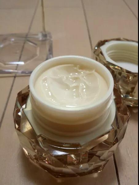 感受面霜,体验贵妇级面霜