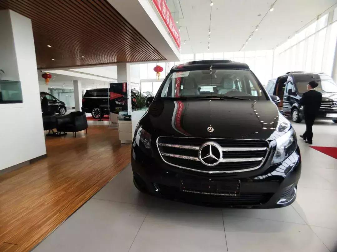 最新奔驰v250高顶七座商务,奔驰商务v250高顶