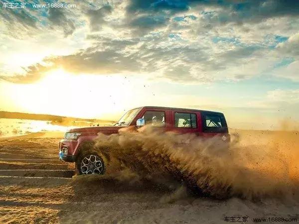 非承载式中型硬派越野suv,非承载式硬派五菱四驱越野车