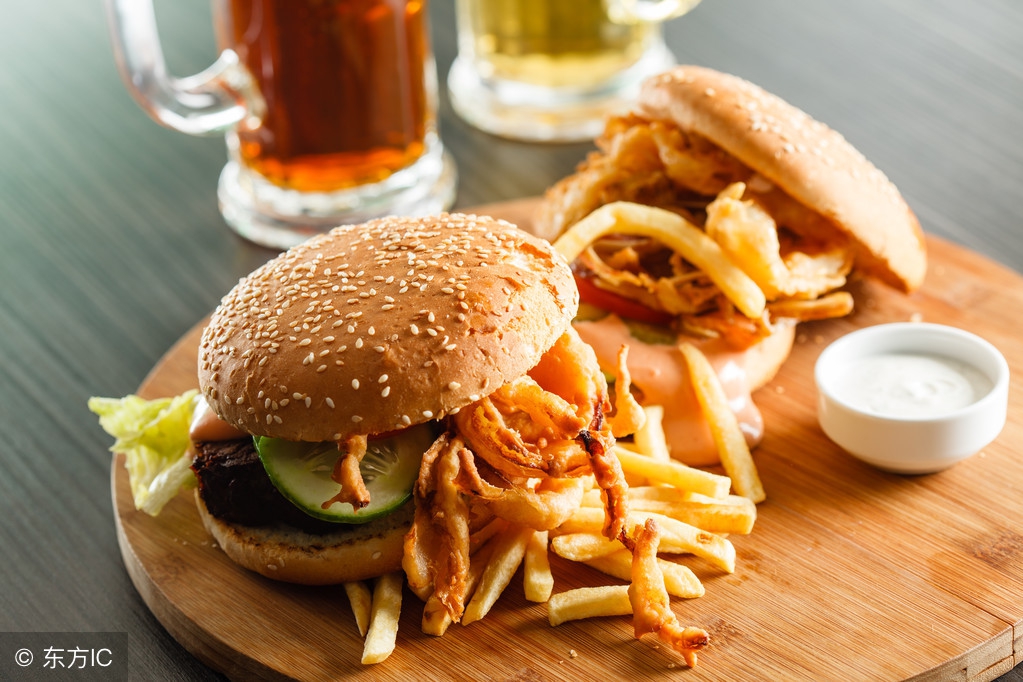 睡前吃宵夜容易发胖吗,晚上吃了宵夜怎么才能避免不发胖