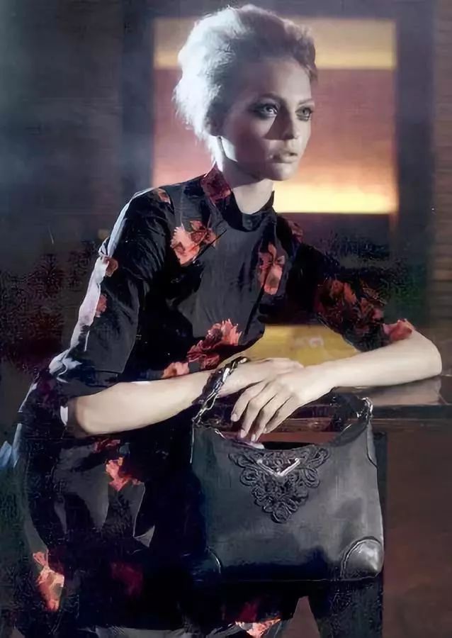 买包包就像白送的一样,买包就是投资