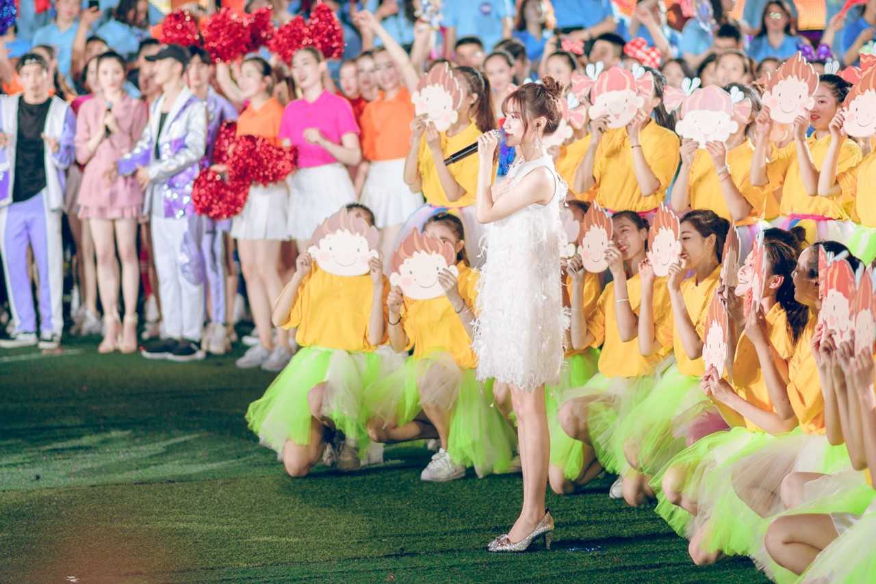 吴青峰五月天微博事件,吴青峰回应破音