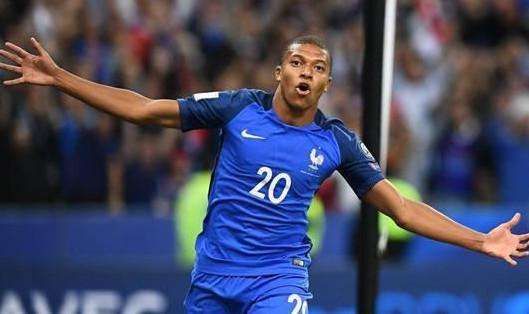 姆巴佩巴黎索要1亿欧工资,姆巴佩或加盟切尔西