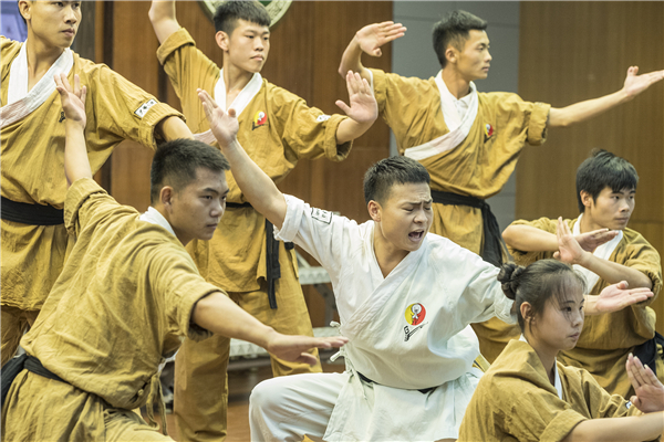 音乐搭起友谊桥，匈牙利著名合唱团与广雅学子共唱《茉莉花》