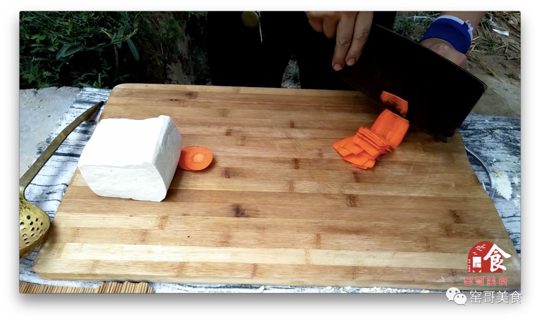 素食芹菜豆腐丸子做法,素食主义增肌餐