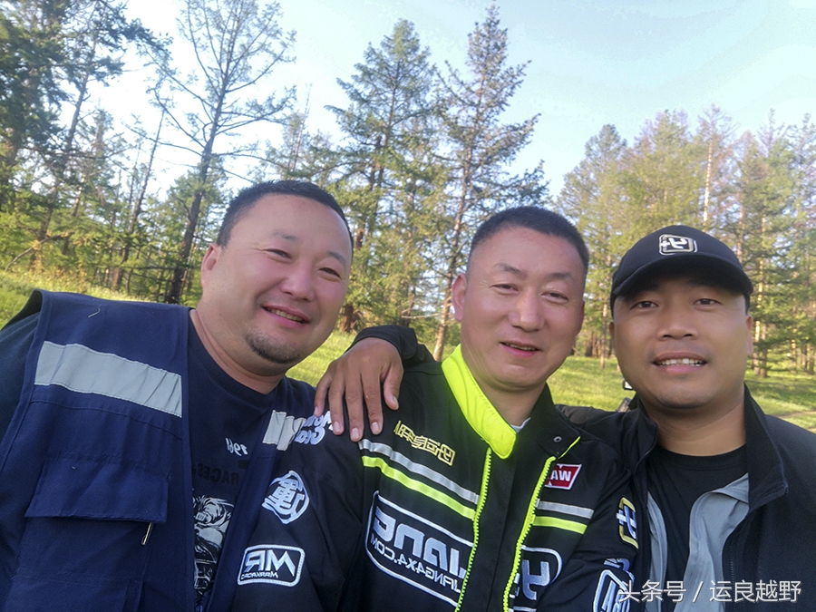 你问我归来由何方，我指着外蒙的方向