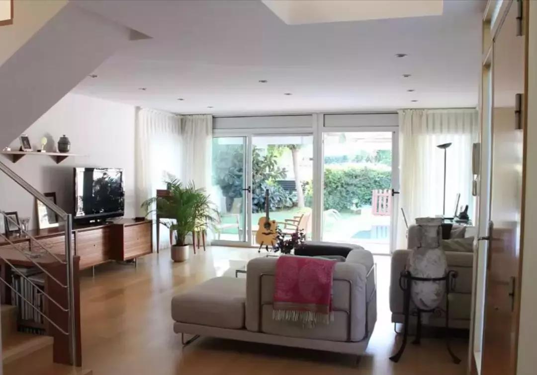 梅西内马尔c罗豪宅,梅西和c罗的房子长啥样