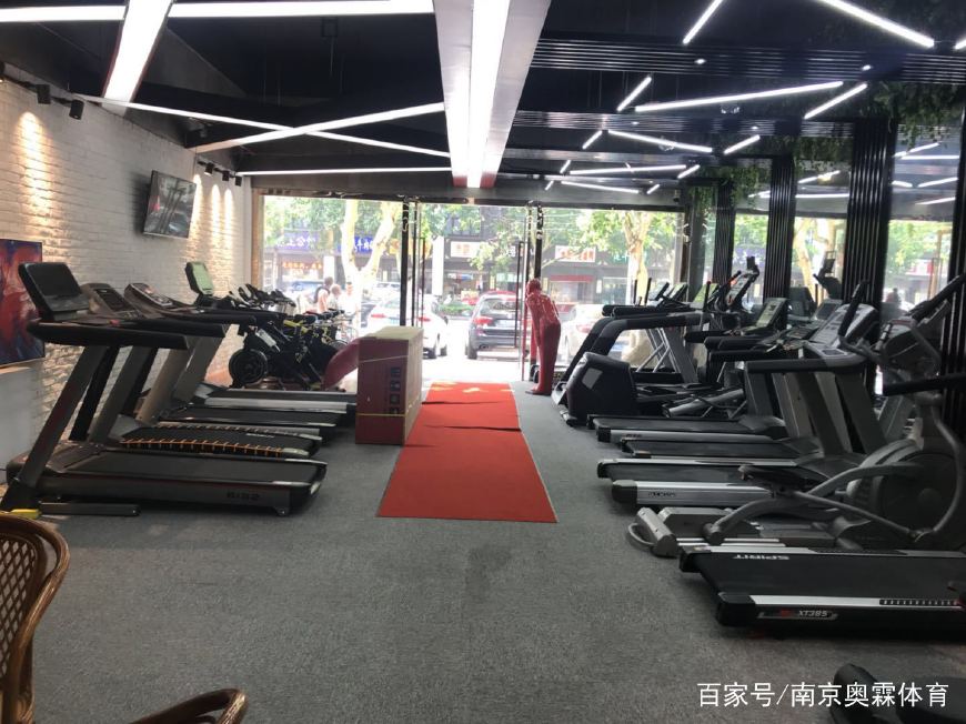 优质的健身器材生产厂家,高科技健身器材推荐厂家