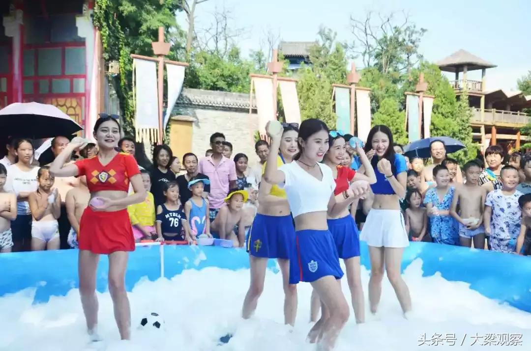 足球宝贝啤酒节,世界杯足球宝贝现场表演