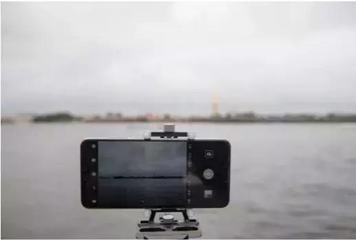 鍗庝负p20pro棣栨涓夋憚,鍗庝负p20pro寰曞崱涓夋憚