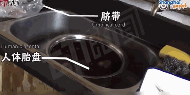 老外学中国吃大葱煎饼,外国人学中国人吃米饭