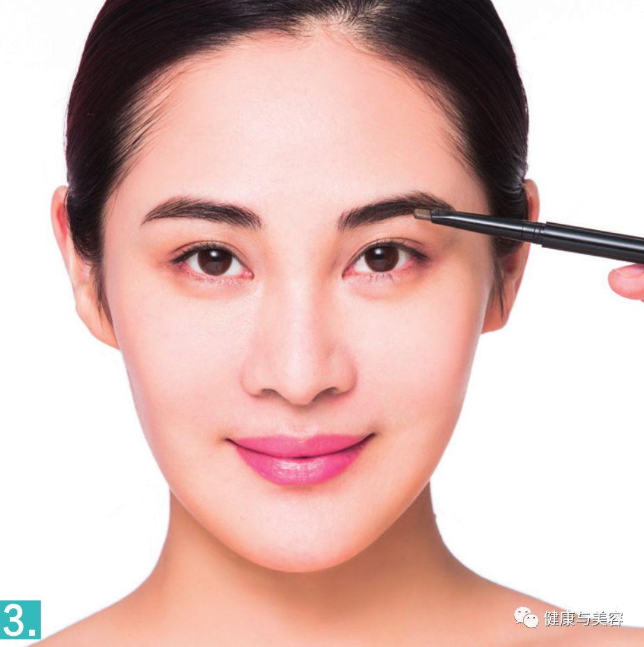 杨紫八字眉,杨紫画柳叶眉毛