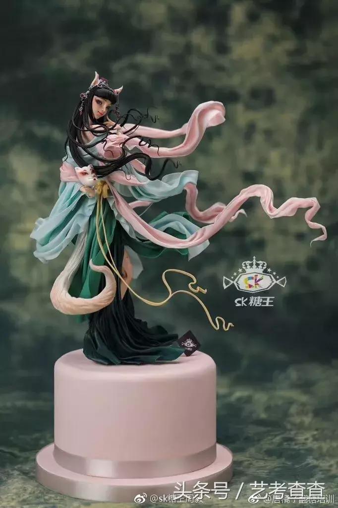 她做的甜品超级治愈,古风美人蛋糕