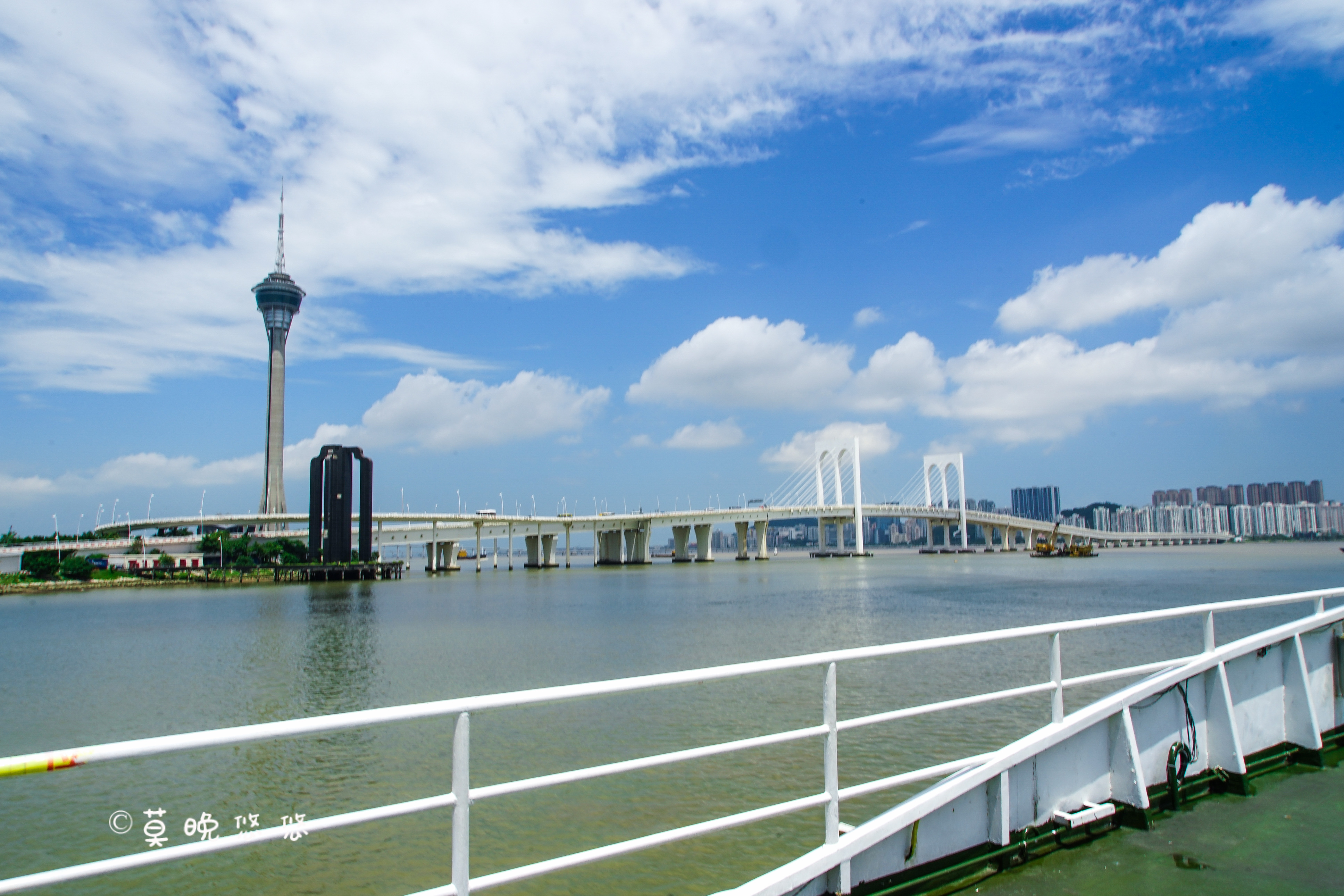 珠海旅游新地标，90分钟游船，看世界最长跨海大桥