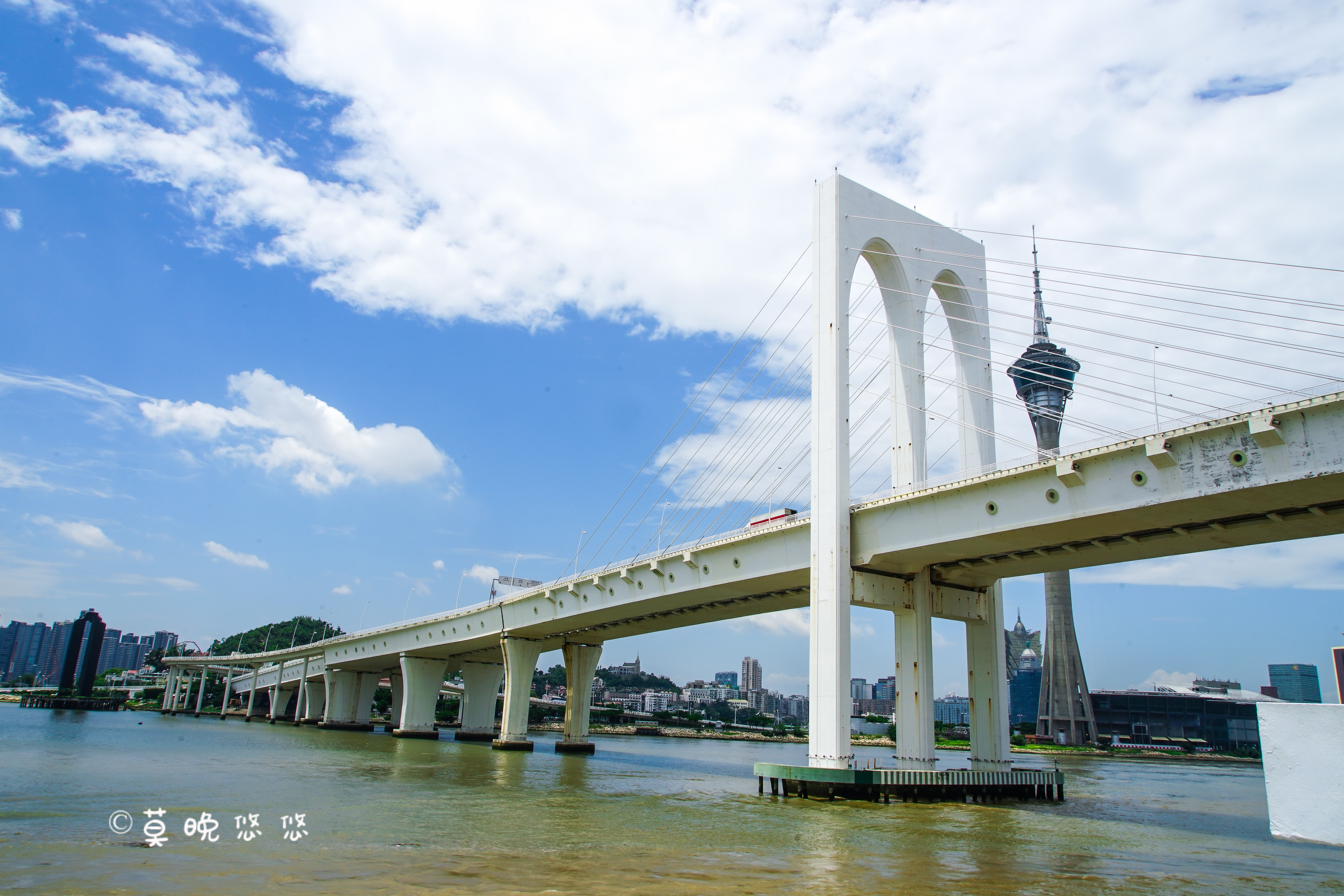 珠海旅游新地标，90分钟游船，看世界最长跨海大桥