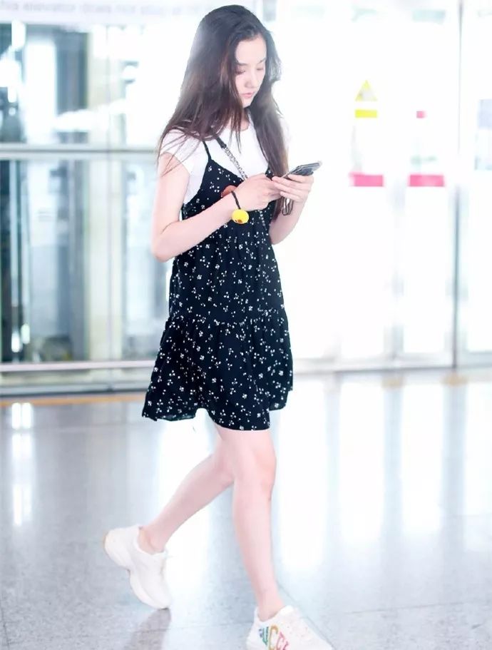 吴昕时尚穿搭夏季,吴昕迪丽热巴时尚穿搭