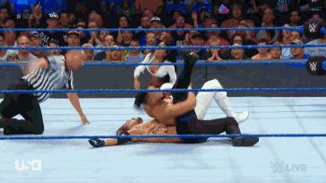 兰迪奥顿残忍时刻,smackdown最新一期兰迪罗曼