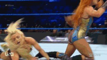 兰迪奥顿残忍时刻,smackdown最新一期兰迪罗曼