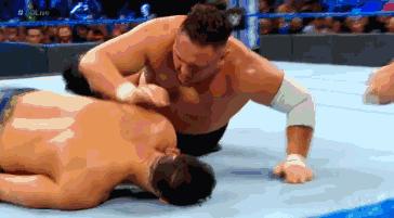 兰迪奥顿残忍时刻,smackdown最新一期兰迪罗曼