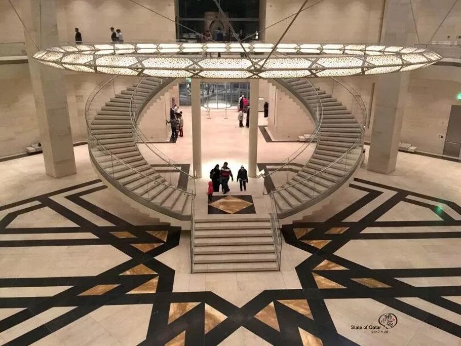 亚洲竟还有个比欧美富裕的小国，下届世界杯举办地直航免签还美哭