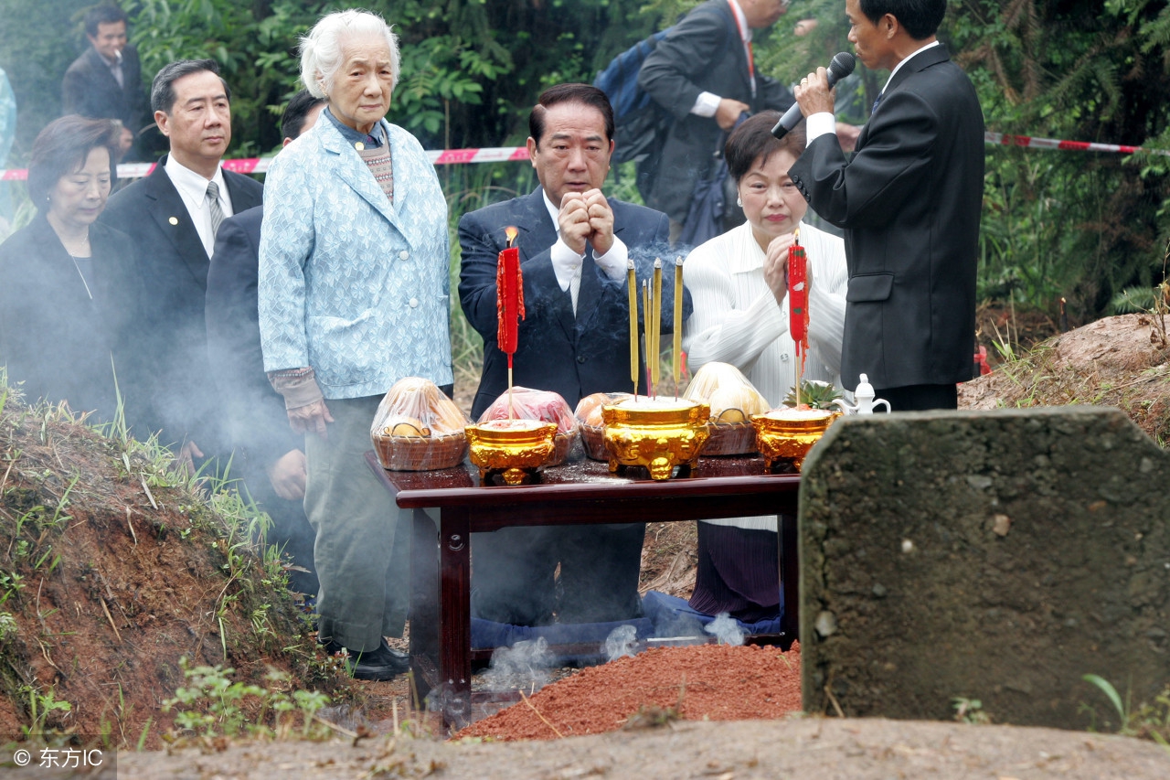 靠近坟墓建房有什么讲究,农村建房屋后有坟好不好
