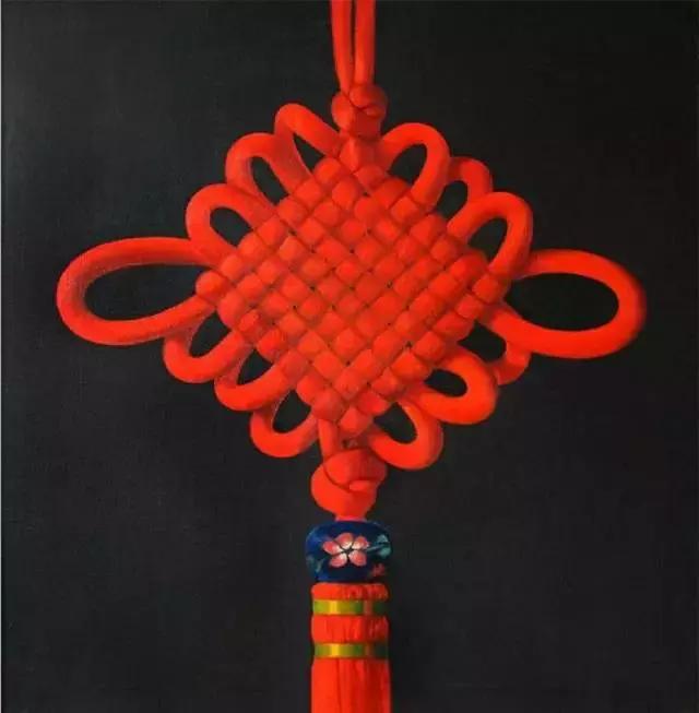 中国结是中国的一种传统而典型,中国结的样式和寓意