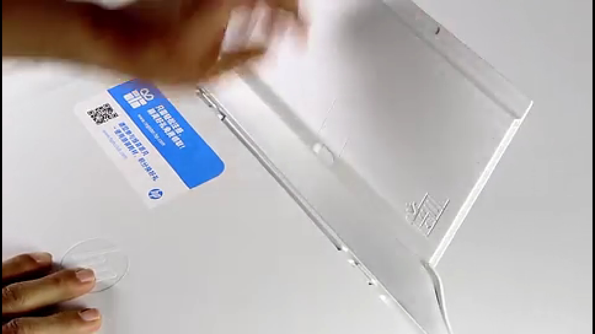 怎么给惠普打印机2132墨盒加墨水,hp2132打印机怎么使用黑白打印