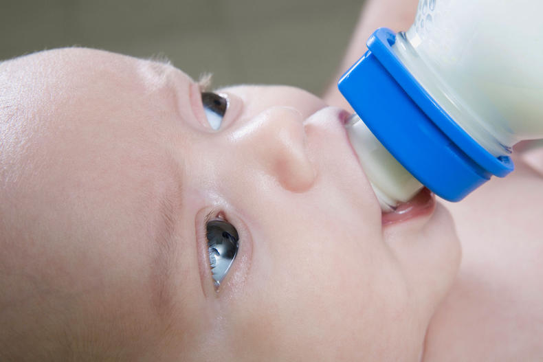 假奶粉和真奶粉怎么区分,怕买到假奶粉一招教你辨真伪