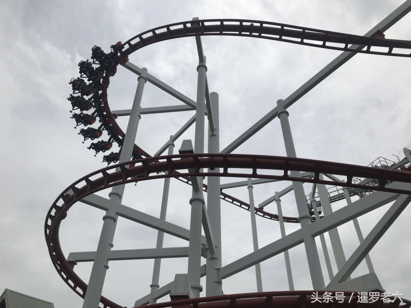 泰国迪士尼幻多奇乐园,泰国迪士尼乐园门票多少钱