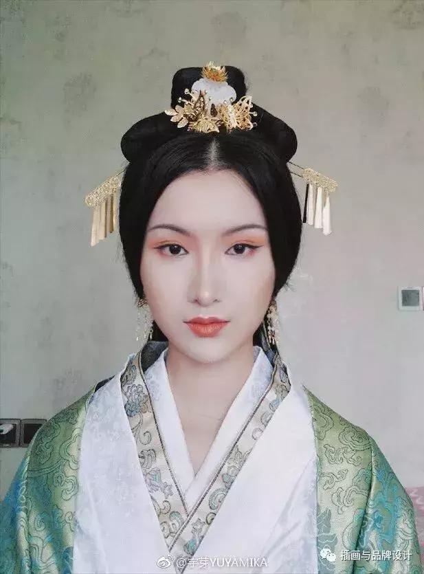 重庆妹子化妆,27岁重庆妹子仿妆蒙娜丽莎