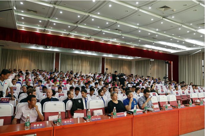 世界足球峰会在哪举行,国际校园足球论坛