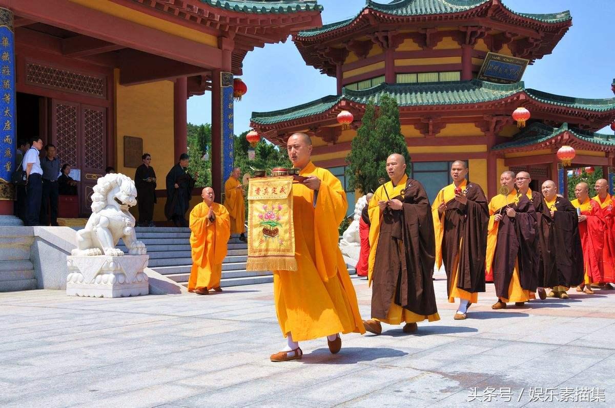 富士康让高僧超度跳楼员工，B站摆道场为搬家，互联网公司玄学史