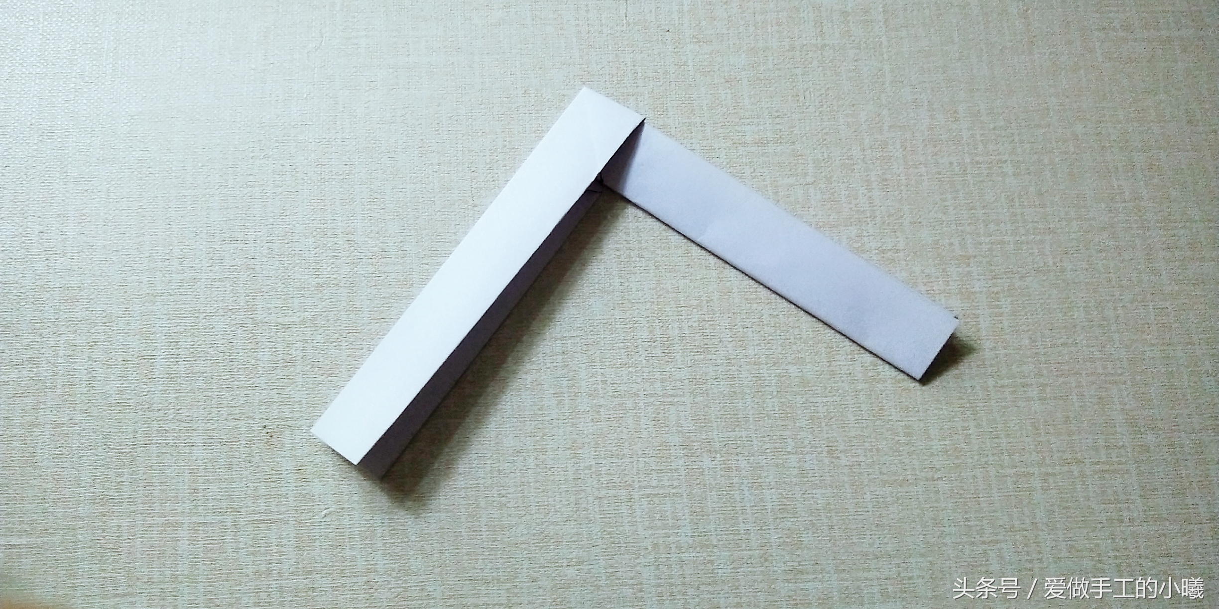 回旋飞镖折纸简单版,折纸风火轮飞镖方法