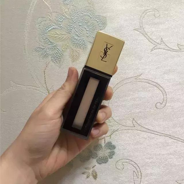 如何选择适合皮肤的粉底液,什么粉底适合中性肤质