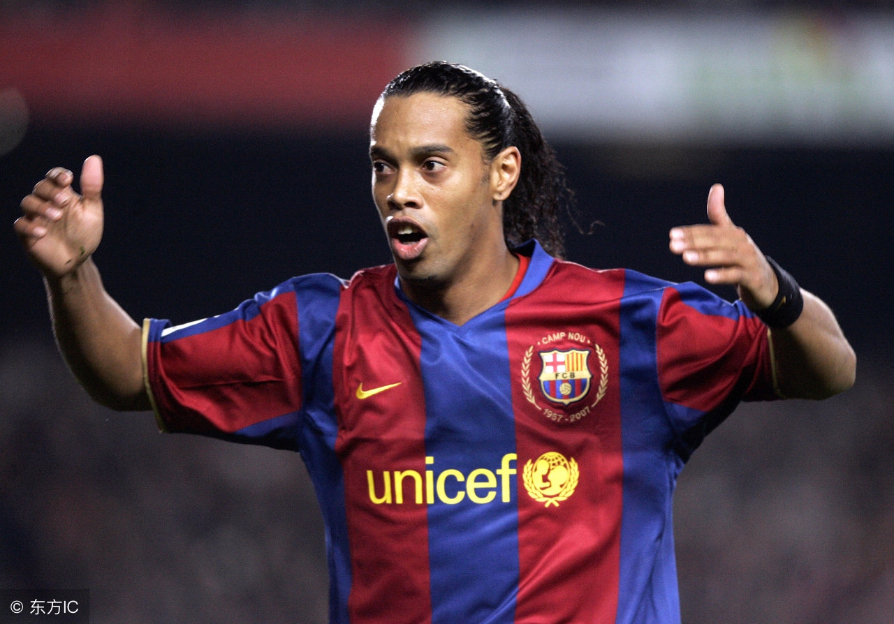 罗纳尔多是大罗还是小罗,罗纳尔多小罗c罗都多大年纪