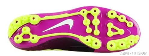 怎么根据场地选鞋,tf足球鞋适合什么场地